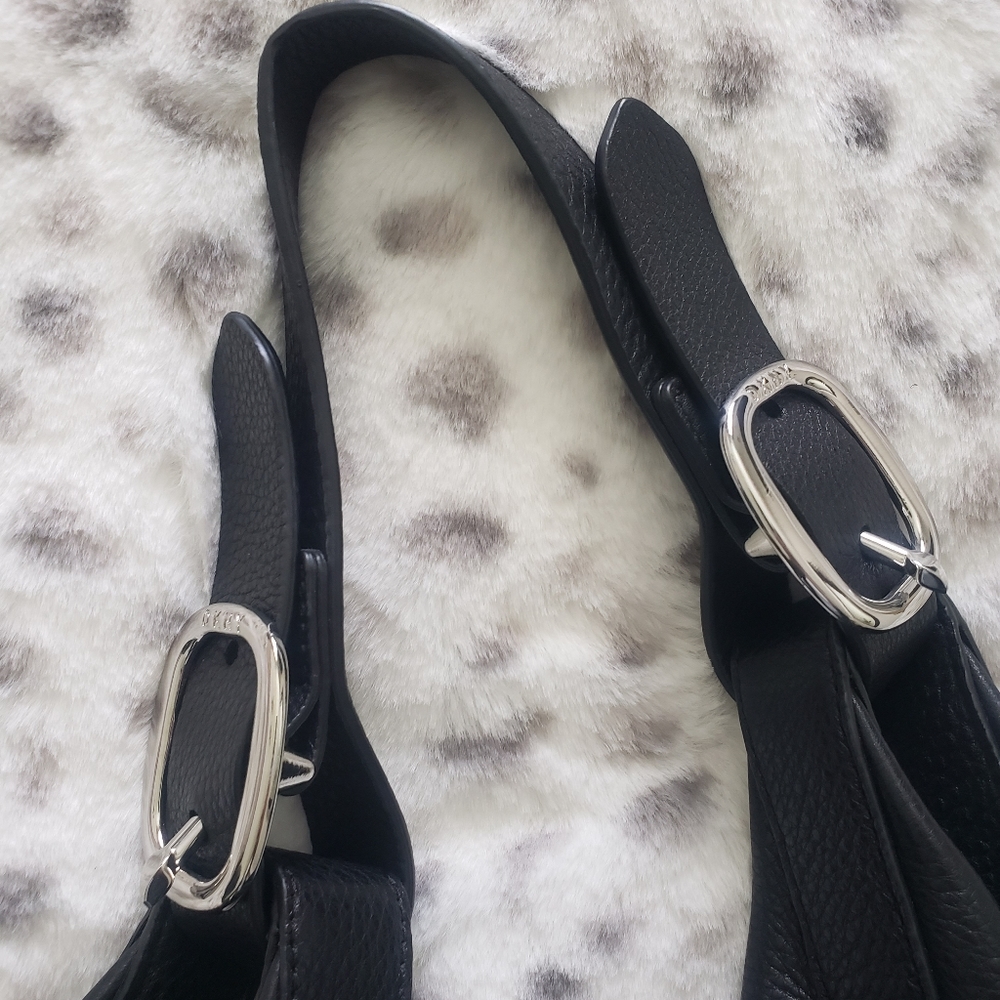 *NEW* DKNY Wes Hobo Bag - Picture 7 of 10